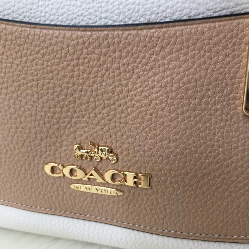 โSOLDโ๐HP๐Coach Color Blocked Crossbody Bag - Picture 7 of 8